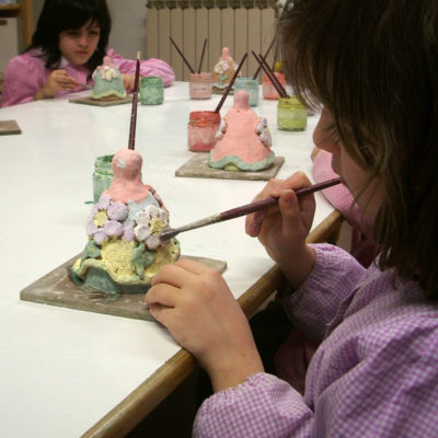 Corsi d'arte per bambini di decorazione ceramica, Laboratorio ArtiBus Vasto