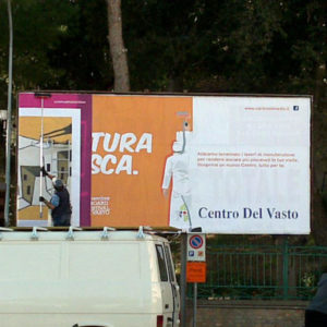 billboard, vasto, daniela madonna, arte di strada